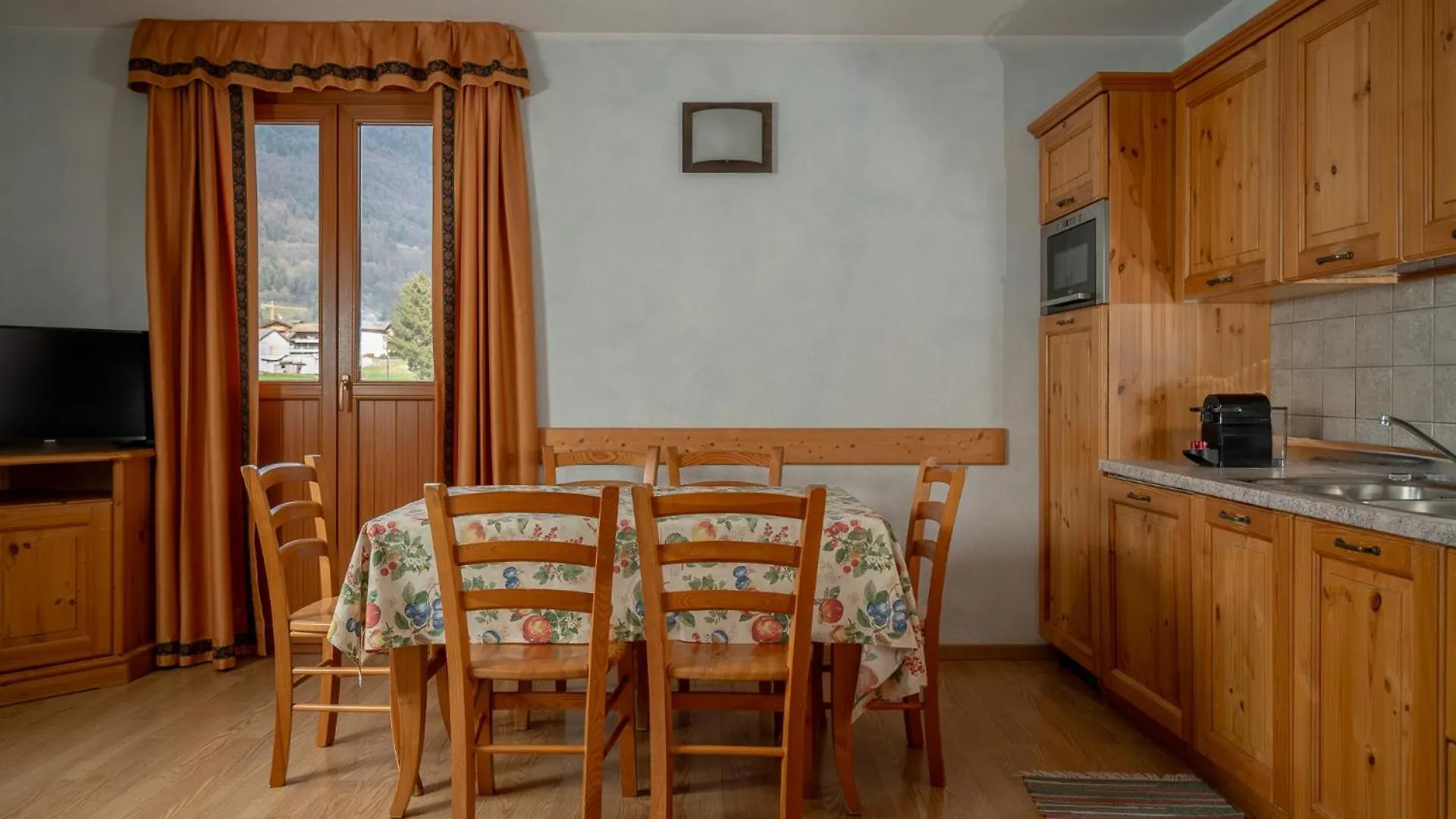 بورمْيو Chalet Stelle Di Neve 3*,  إيطاليا
