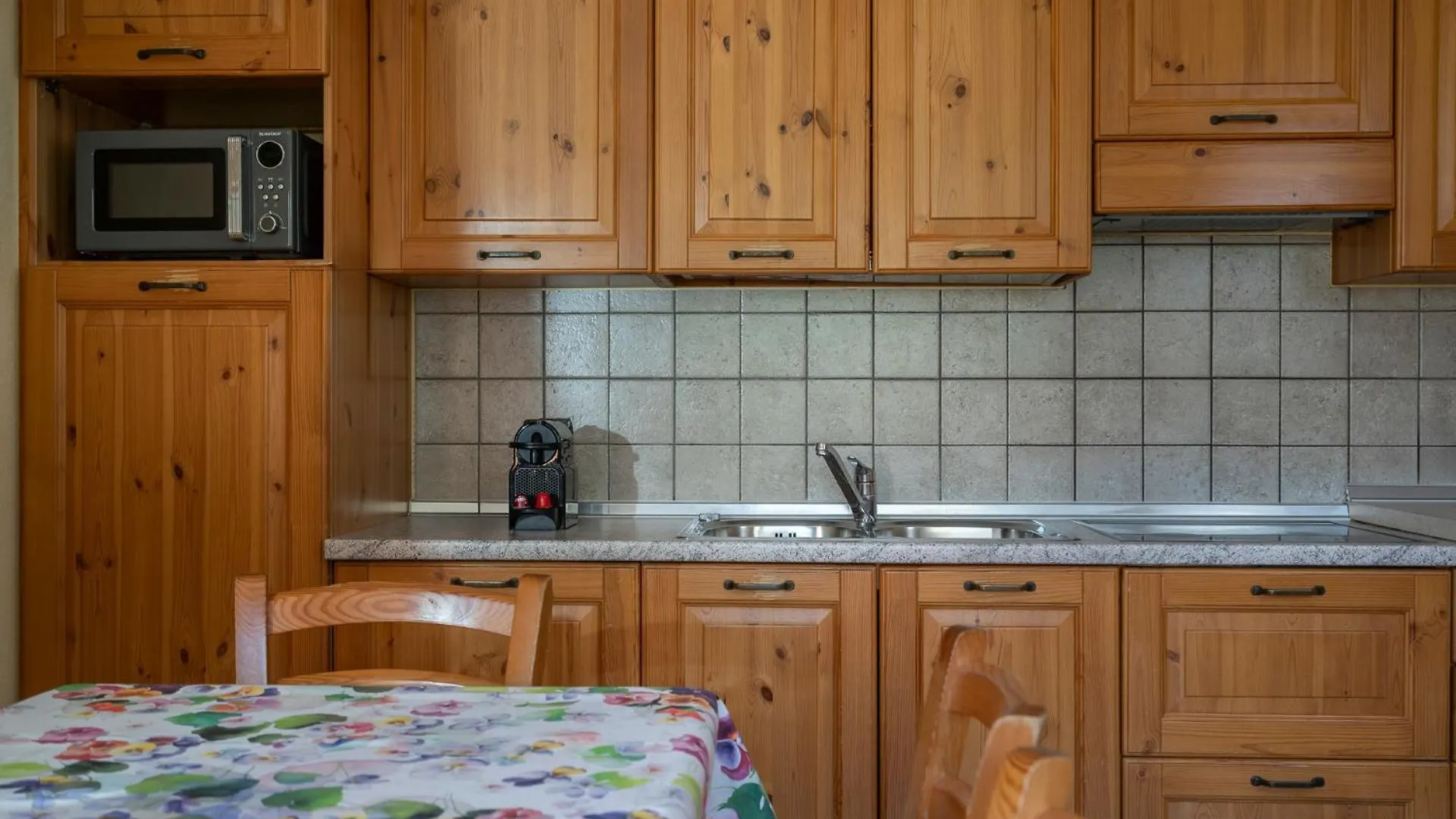 بورمْيو Chalet Stelle Di Neve إيطاليا