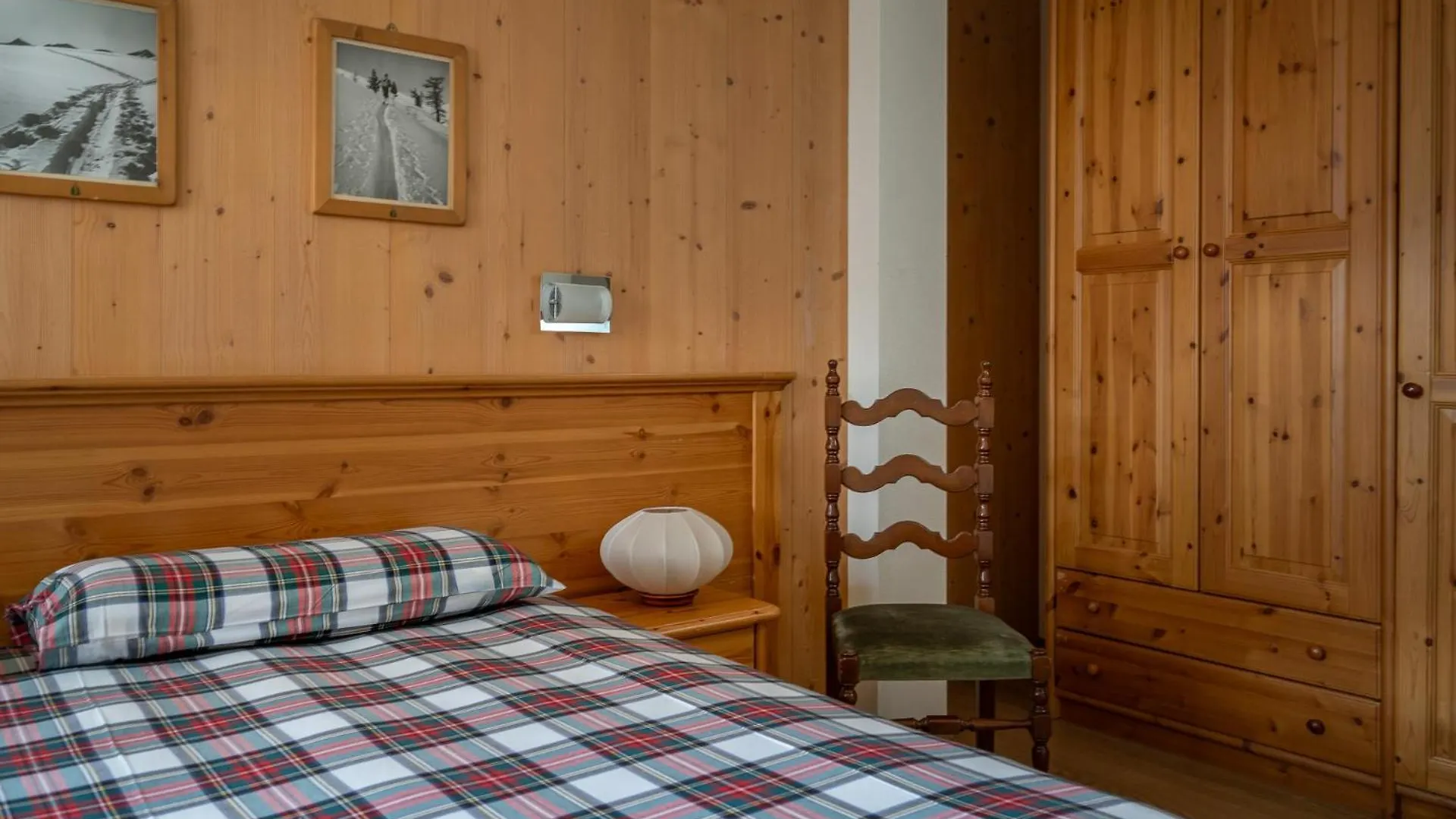 بورمْيو Chalet Stelle Di Neve إيطاليا