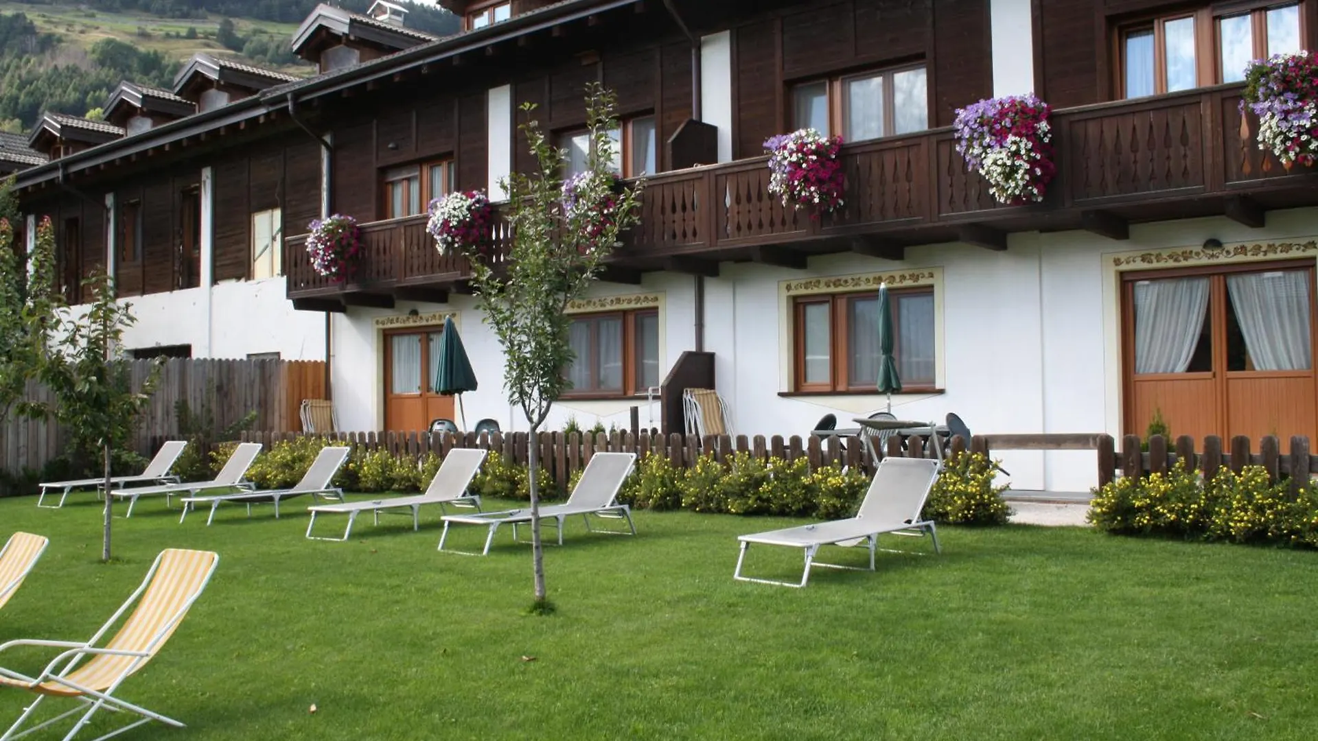 Chalet Stelle Di Neve Bormio Aparthotel