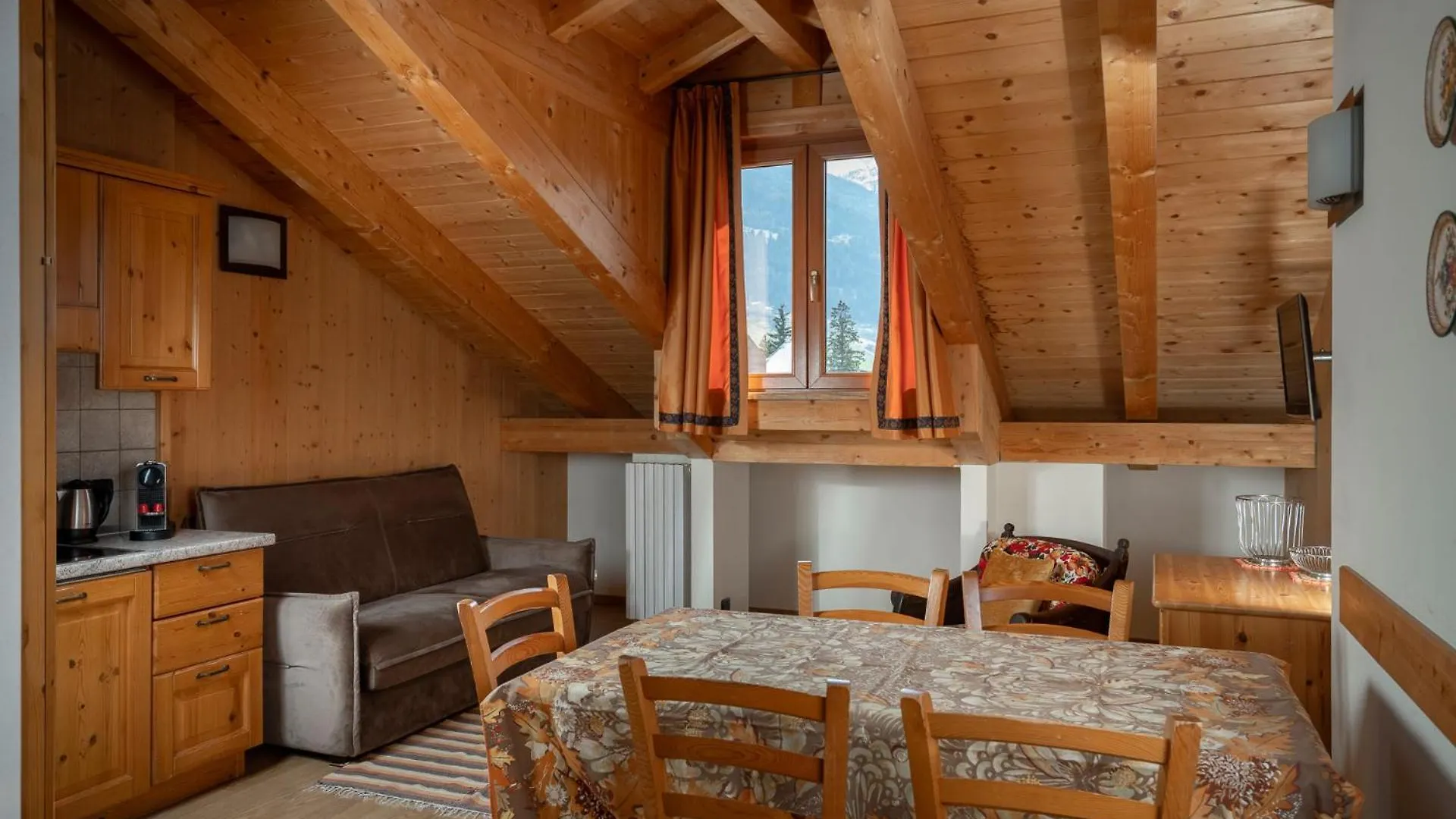 Hotel apartamentowy Chalet Stelle Di Neve Bormio