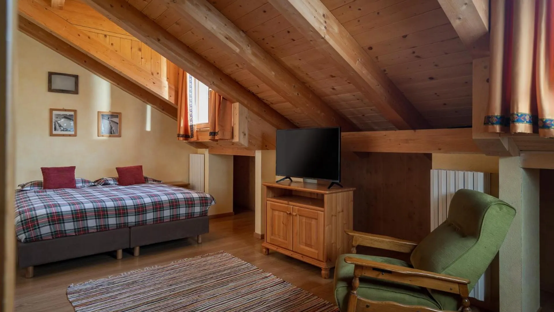 Hotel apartamentowy Chalet Stelle Di Neve Bormio