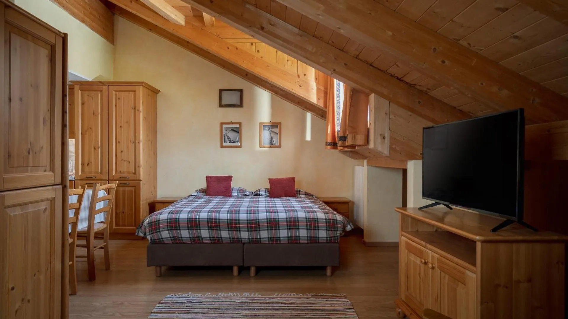 בורמיו Chalet Stelle Di Neve איטליה